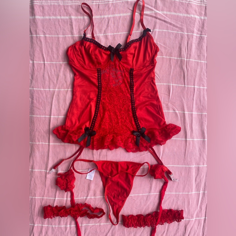 Elegant Red Lace Lingerie Set NWT